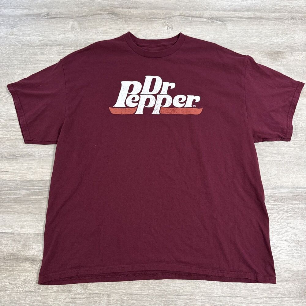 Dr Pepper Shirt Men’s 2XL Maroon Soda Pop Logo Graphic Short Sleeve